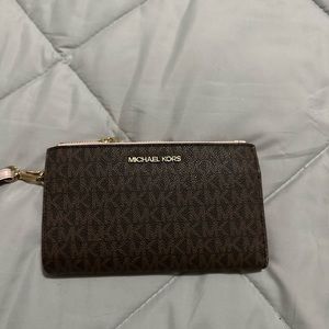 Michael Kors wristlet